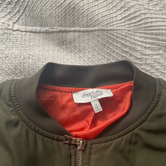 Bomber Jacket💚 - Picture 2 of 2